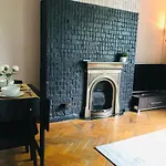 A Beautiful 1Bed Apartment In Camden